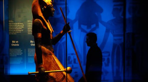 Ένα γλυπτό του Τουταγχαμών βγαίνει στο σφυρί, αντιδρά η Αίγυπτος