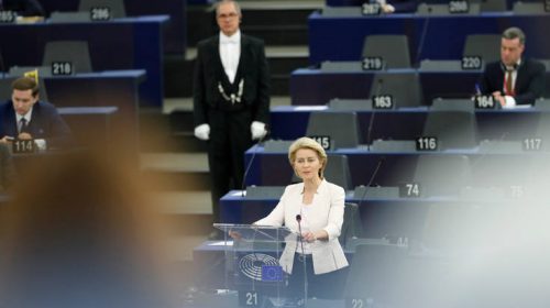 Ούρσουλα φον ντερ Λάιεν: Η αυστηρή με την Ελλάδα εκλεκτή της Μέρκελ