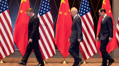 Κίνα για ΗΠΑ: Μην λες στους άλλους να πάρουν φάρμακα όταν εσύ είσαι ο ασθενής