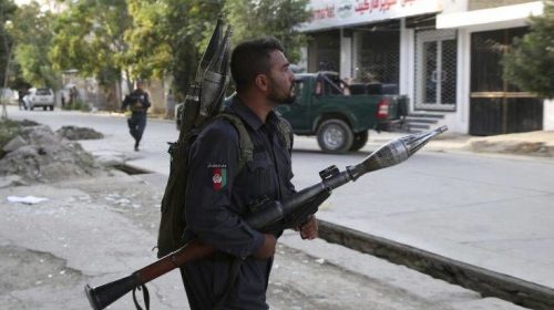 Είκοσι οι νεκροί στο Αφγανιστάν από την έκρηξη και την ανταλλαγή πυροβολισμών