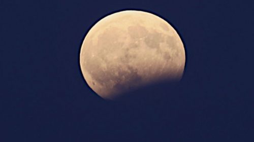 ‘Εκθεση με σπάνιες φωτογραφίες της Σελήνης στο Μητροπολιτικό Μουσείο της Νέας Υόρκης