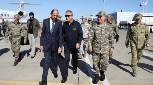 Απειλεί (ξανά) ο υπουργός Άμυνας της Τουρκίας, Χουλουσί Ακάρ