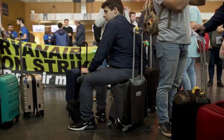 Το προσωπικό της Ryanair στην Ισπανία σχεδιάζει 10 ημέρες απεργίας τον Σεπτέμβριο Το προσωπικό της Ryanair στην Ισπανία σχεδιάζει 10 ημέρες απεργίας τον Σεπτέμβριο