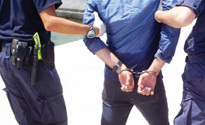 Προσαγωγή υπόπτου για την πυρκαγιά στη βόρεια Εύβοια Προσαγωγή υπόπτου για την πυρκαγιά στη βόρεια Εύβοια