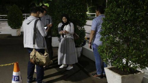 Τουλάχιστον ένας νεκρός από τον σεισμό στα ανοικτά Σουμάτρας και Ιάβας