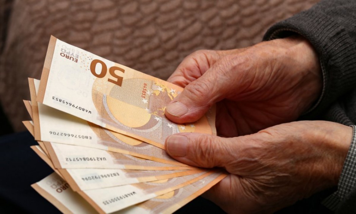 13η σύνταξη: Μόνιμη και αφορολόγητη 13η σύνταξη: Μόνιμη και αφορολόγητη