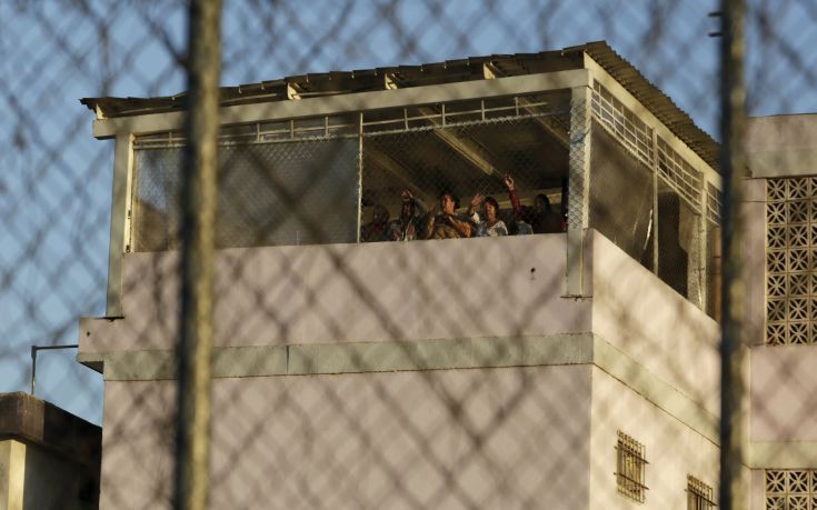 Πυρκαγιά σε φυλακή στο Μεξικό, τρεις νεκροί Πυρκαγιά σε φυλακή στο Μεξικό, τρεις νεκροί