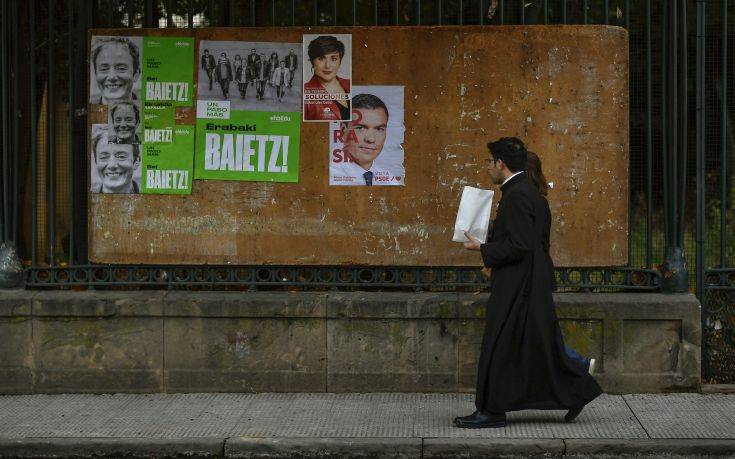 Εκλογές στην Ισπανία: Κανένα κόμμα δεν εξασφαλίζει αυτοδυναμία Εκλογές στην Ισπανία: Κανένα κόμμα δεν εξασφαλίζει αυτοδυναμία