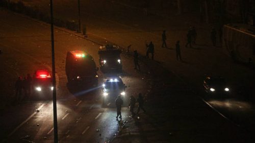 Αμερικανός έβγαλε όπλο και πυροβόλησε διαδηλωτή στη Χιλή