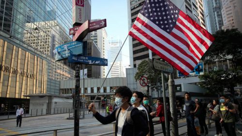 Οργή στην Κίνα για τον αμερικανικό νόμο υπέρ των διαδηλωτών στο Χονγκ Κονγκ