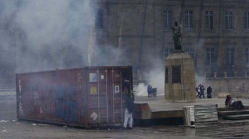 Κολομβία: Έκκληση από τον πρόεδρο Ντούκε για «εθνικό διάλογο»