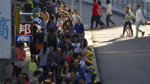 Χονγκ Κονγκ: Μεγάλη νίκη των φιλοδημοκρατικών δυνάμεων στις περιφερειακές εκλογές