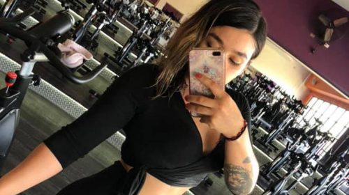 Μοντέλο 23 ετών βρέθηκε μαχαιρωμένο και πυροβολημένο στο κεφάλι