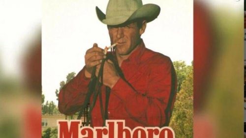 Πέθανε η ιστορική φιγούρα των Marlboro, χωρίς να έχει καπνίσει ένα τσιγάρο