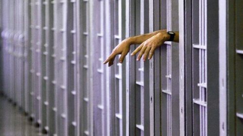 ΠΟΥ: Η φυλακή στερεί την ελευθερία, δεν θα πρέπει να στερεί και την υγεία των κρατουμένων