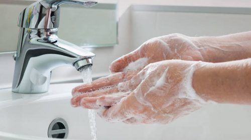 Πείραμα αποδεικνύει με αηδιαστικό τρόπο γιατί είναι επιτακτικό να πλένουμε τα χέρια μας