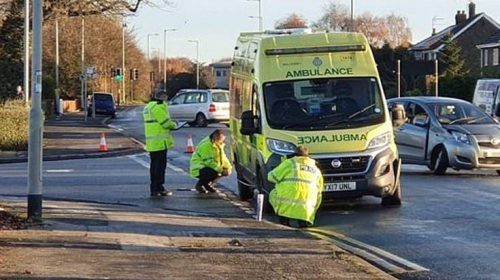 Έπαθε καρδιακό αλλά τράκαρε το ασθενοφόρο που τον μετέφερε στο νοσοκομείο