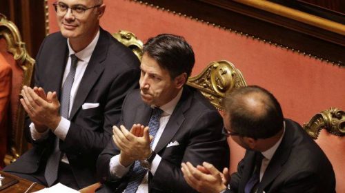 Ιταλία: Ψήφο εμπιστοσύνης έλαβε η κυβέρνηση του Τζουζέπε Κόντε