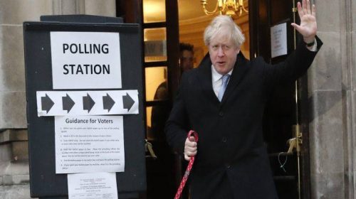 Εκλογές στη Βρετανία: Ο Τζόνσον καλεί τους οπαδούς του να… γιορτάσουν