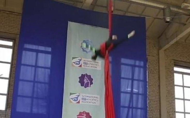 Ατύχημα που σοκάρει για Ρωσίδα ακροβάτη: Κινδυνεύει να μην περπατήσει ξανά Ατύχημα που σοκάρει για Ρωσίδα ακροβάτη: Κινδυνεύει να μην περπατήσει ξανά