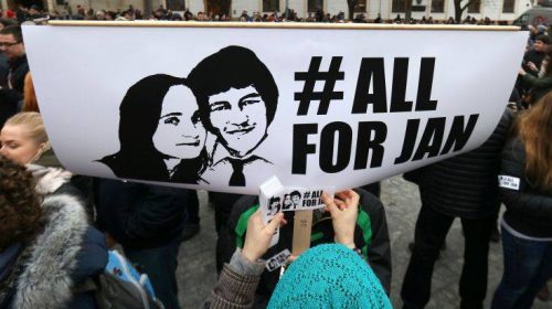 Ξεκινάει η δίκη για την άγρια δολοφονία του Σλοβακού δημοσιογράφου που προκάλεσε οργή