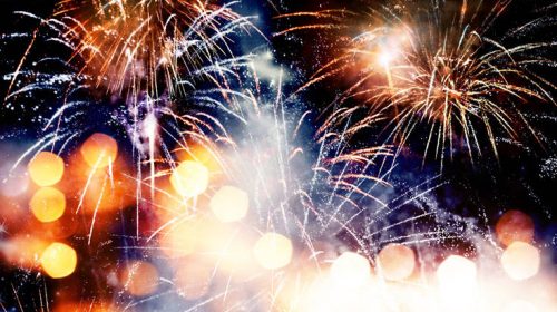 Γιατί κάποιες χώρες αποσύρουν από τα ράφια τα πυροτεχνήματα