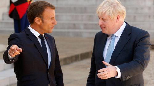 Μακρόν και Τζόνσον στη διάσκεψη του Βερολίνου για τη Λιβύη