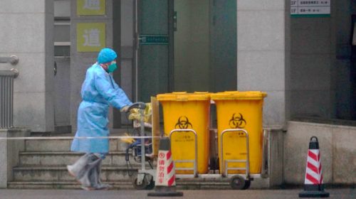 Σε καραντίνα μπαίνει η Ουχάν λόγω του κοροναϊού, κλείνουν τα δίκτυα συγκοινωνιών της πόλης