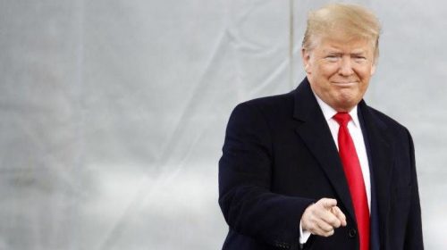 Κοροναϊός: Ο Τραμπ προσφέρει βοήθεια στην Κίνα