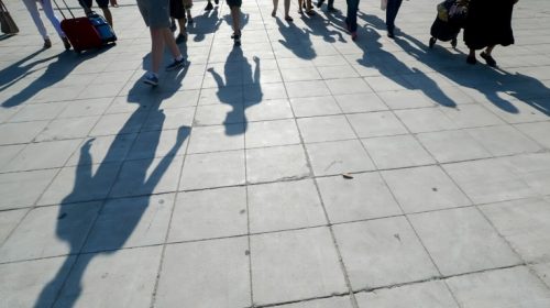 H τάση μείωσης της ανεργίας παγκοσμίως φτάνει στο τέλος της