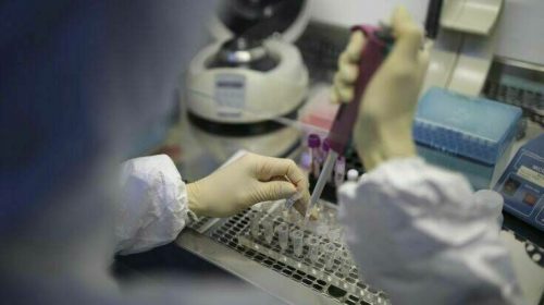 Γαλλική φαρμακοβιομηχανία θα συνεργαστεί με τις ΗΠΑ για το εμβόλιο κατά του κορονοϊού