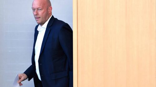 Αντιδράσεις για την εκλογή πρωθυπουργού στη Θουριγγία με τη στήριξη της ακροδεξιάς