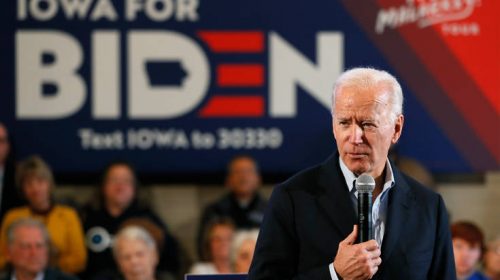 Σάρωσε ο Μπάιντεν στη «Σούπερ Τρίτη» των Δημοκρατικών