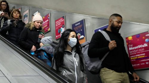 Κορονοϊός: Τι είναι η «ανοσία της αγέλης» και τι τρόμαξε τον Μπόρις Τζόνσον