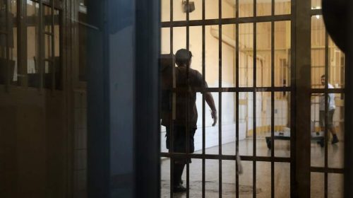 Αποφυλακίζονται κρατούμενοι λόγω κορονοϊού