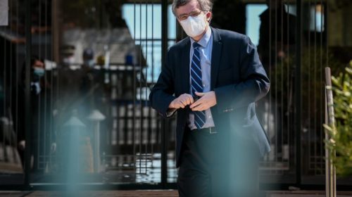 Τσιόδρας για κλινική στο Περιστέρι: 37 θετικοί στον κοροναϊό