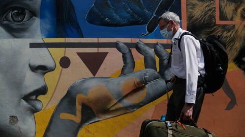 Κορονοϊός: Παραμένουν τα περιοριστικά μέτρα παρά τα σημάδια βελτίωσης στη Νέα Ζηλανδία