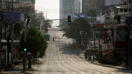 Ο Παναμάς απαγορεύει στους πιστούς την έξοδο το Πάσχα των Καθολικών