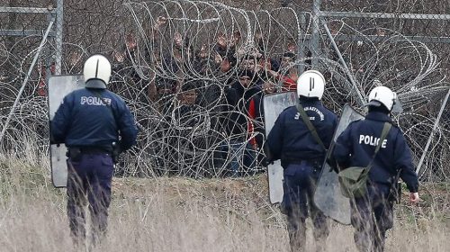 Ο Στρατός ξεκίνησε να υψώνει τον φράχτη στον Έβρο – Οι πρώτες εικόνες