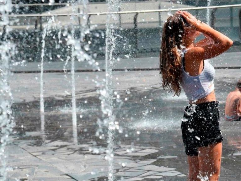 Καλλιάνος: Έρχεται ακραία ζέστη για την εποχή Καλλιάνος: Έρχεται ακραία ζέστη για την εποχή