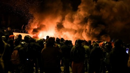 “θα σας σφάξουμε”: Μουσουλμάνοι έβγαλαν χατζάρες στην Θήβα και απειλούσαν αγρότες