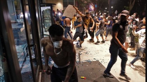 Αυτοί είναι οι «διαδηλωτές» που διαλύουν τις ΗΠΑ – Ξυλοκόπησαν μέχρι θανάτου μαγαζάτορα στο Τέξας