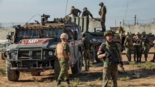 Τούρκοι και Ρώσοι πραγματοποίησαν κοινή στρατιωτική περιπολία στη Β/Α Συρία