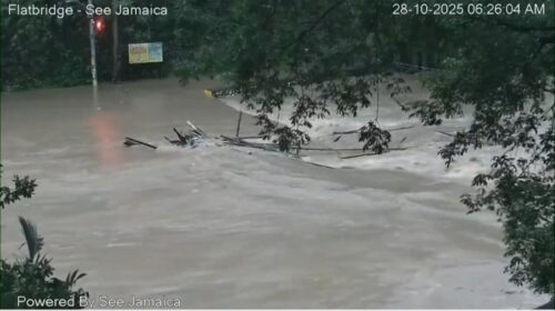 Η Τζαμάικα στο Έλεος: Η «Μελίσσα» Προσκρούει με Ανέμους 180+ μιλίων/ώρα