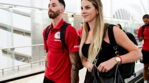 Ο Βιλντόσα  “με σήκωσε από το λαιμό”