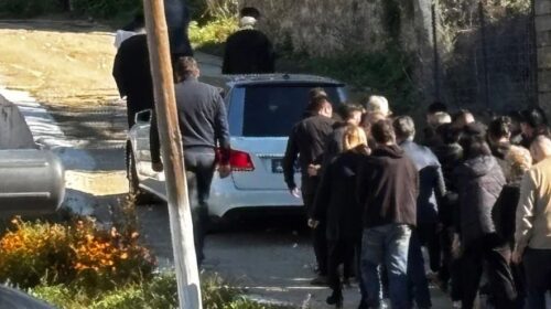 Λευκό φέρετρο και απέραντος πόνος στην κηδεία του μικρού Ανδρέα