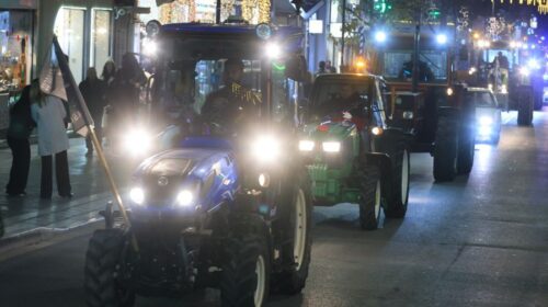 «Μπλόκο» παντού από την Παρασκευή: Σκληραίνουν τη στάση τους οι αγρότες