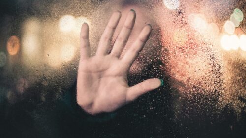 Του έκοψε τα γεννητικά όργανα στο ρεβεγιόν επειδή δεν την παντρευόταν!