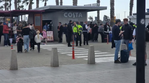 Εκκενώνεται το αεροδρόμιο Πάφου