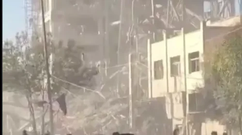 Νέο κτύπημα στο Ιράν: Ισοπεδώθηκε το κτίριο που θα έκρινε τον επόμενο Ηγέτη